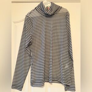 White House Black Market Slightly Sheer Houndstooth Turtleneck Size Large